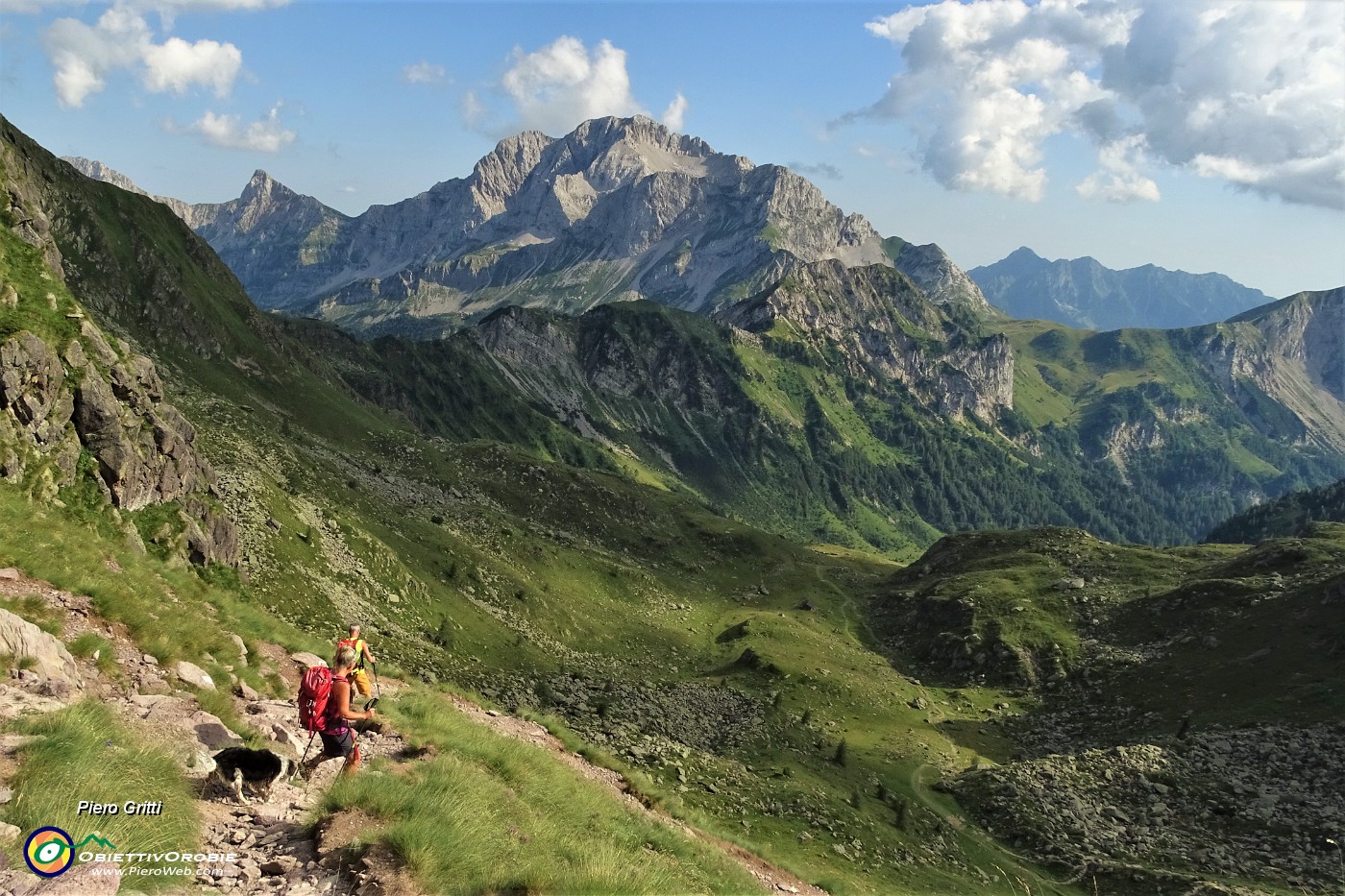 96 Splendida vista verso Arera-Corna Piana.JPG